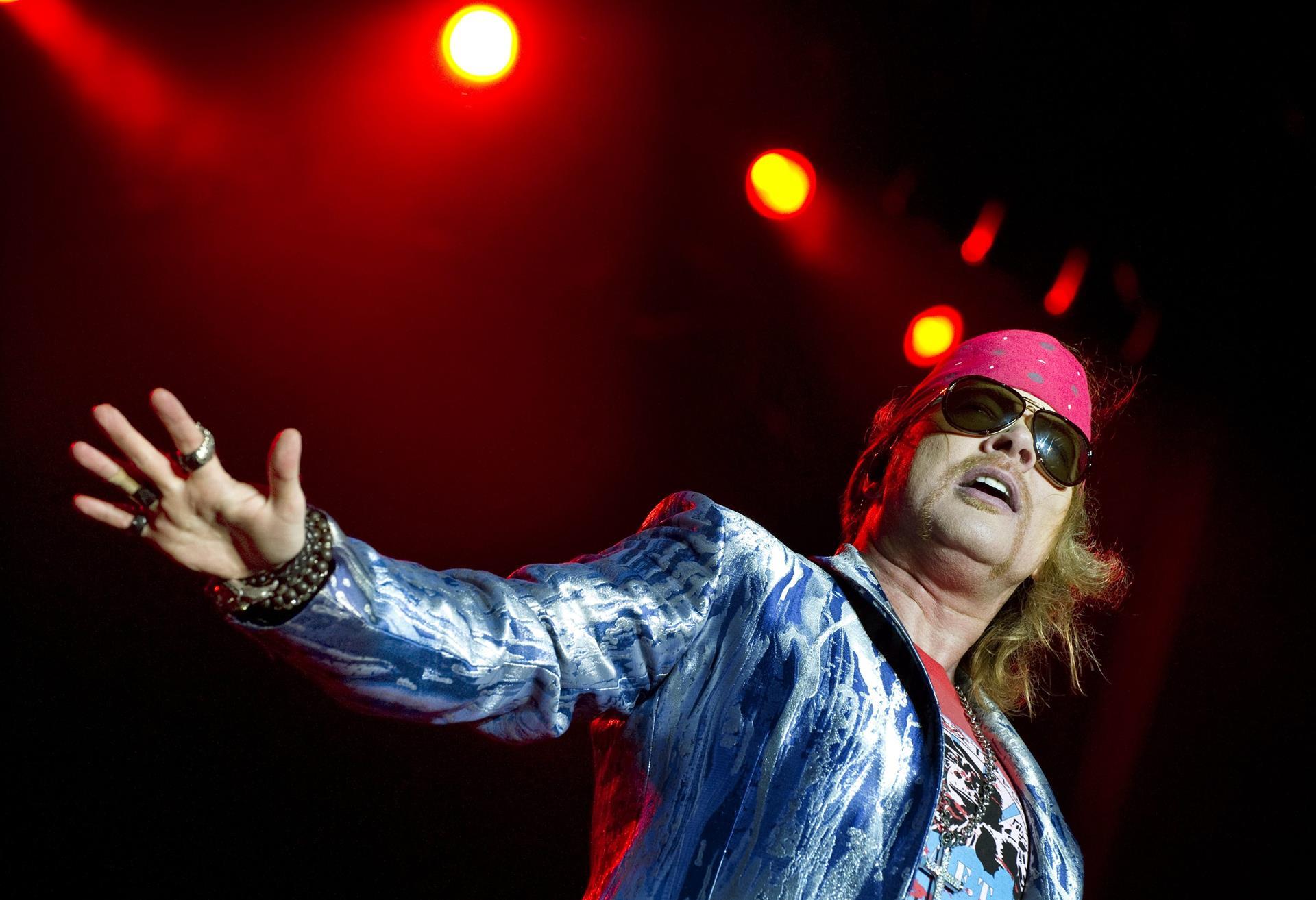 Axl. Эксл Роуз. Guns n Roses вокалист. Эксл Роуз 2010. Эксл Роуз молодой.